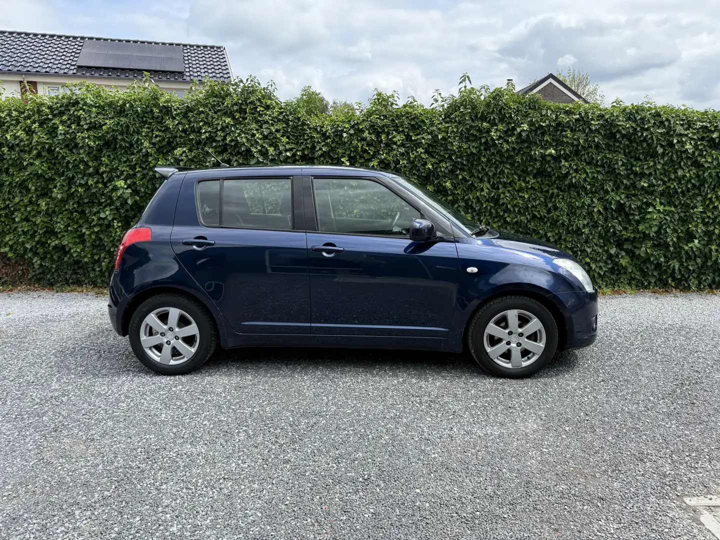 Suzuki Swift 1.3 Exclusive | Airco | Elekt. Ramen | Keyless | L Niebieski - 2