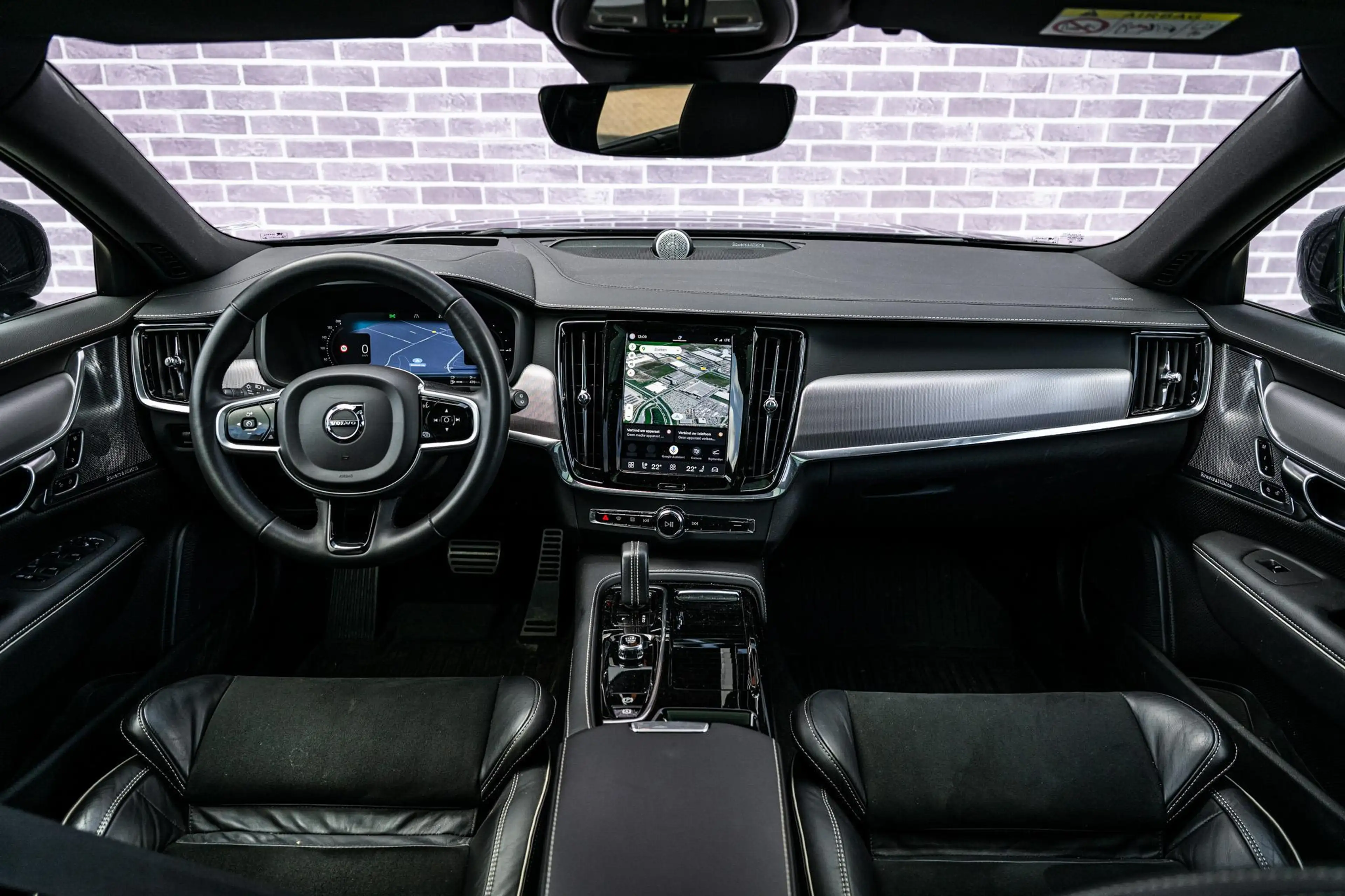 Volvo V90 2.0 T8 AWD R-Design | Trekhaak | SOH 98% | Luchtv — photo 7