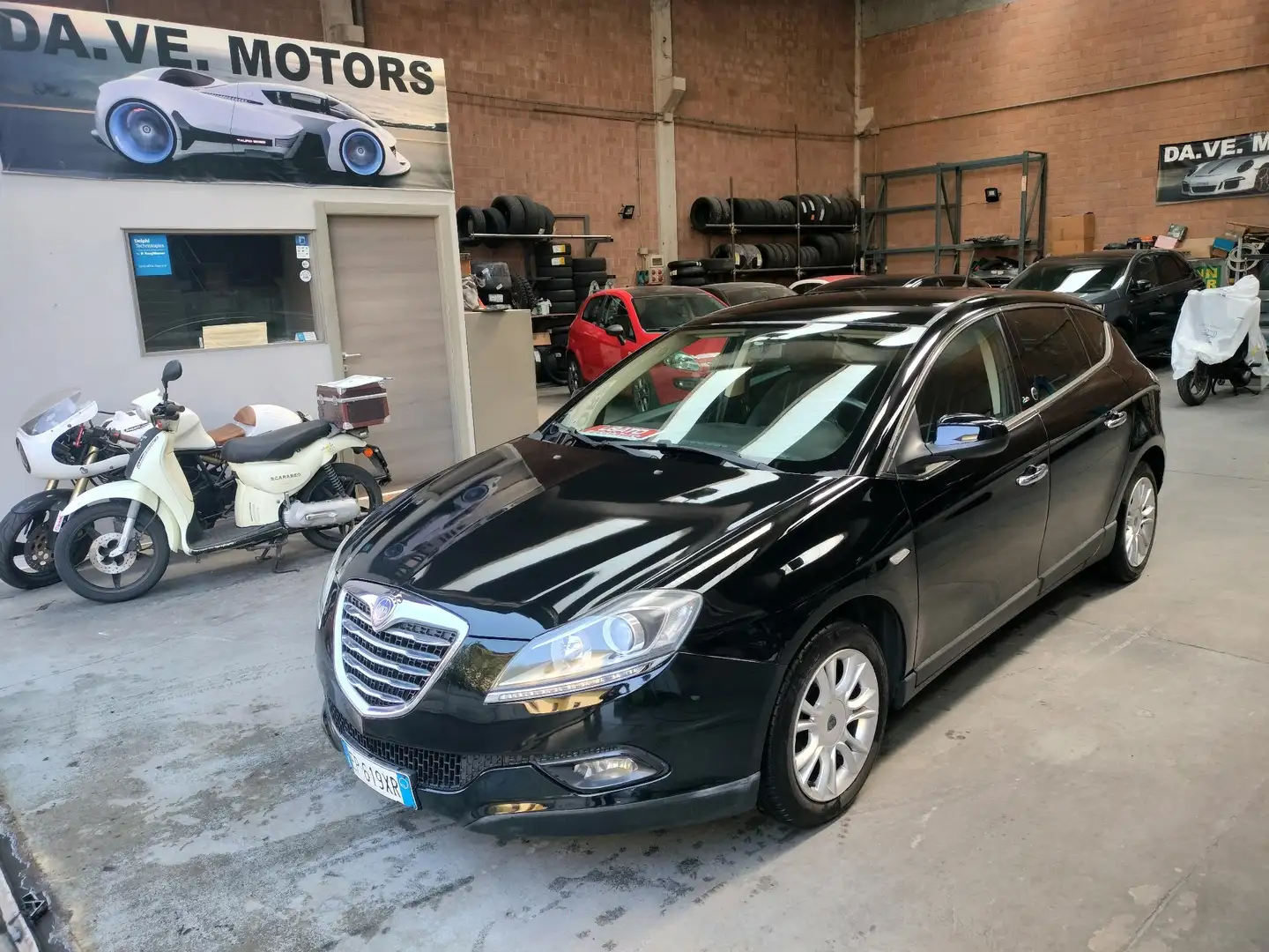 Lancia Delta 1.4 tjet Oro ecochic Gpl 120cv - 1