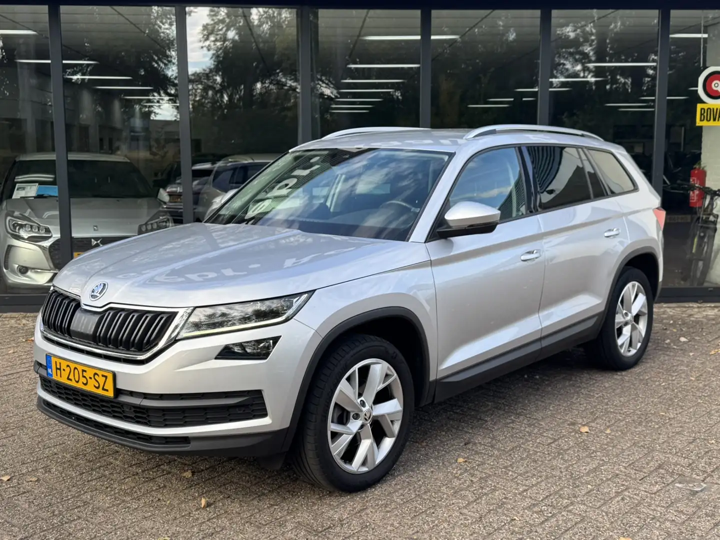 Skoda Kodiaq 1.5 TSI Limited 7-Persoons*ACC*Camera*LED*EXPORT/E Gris - 2