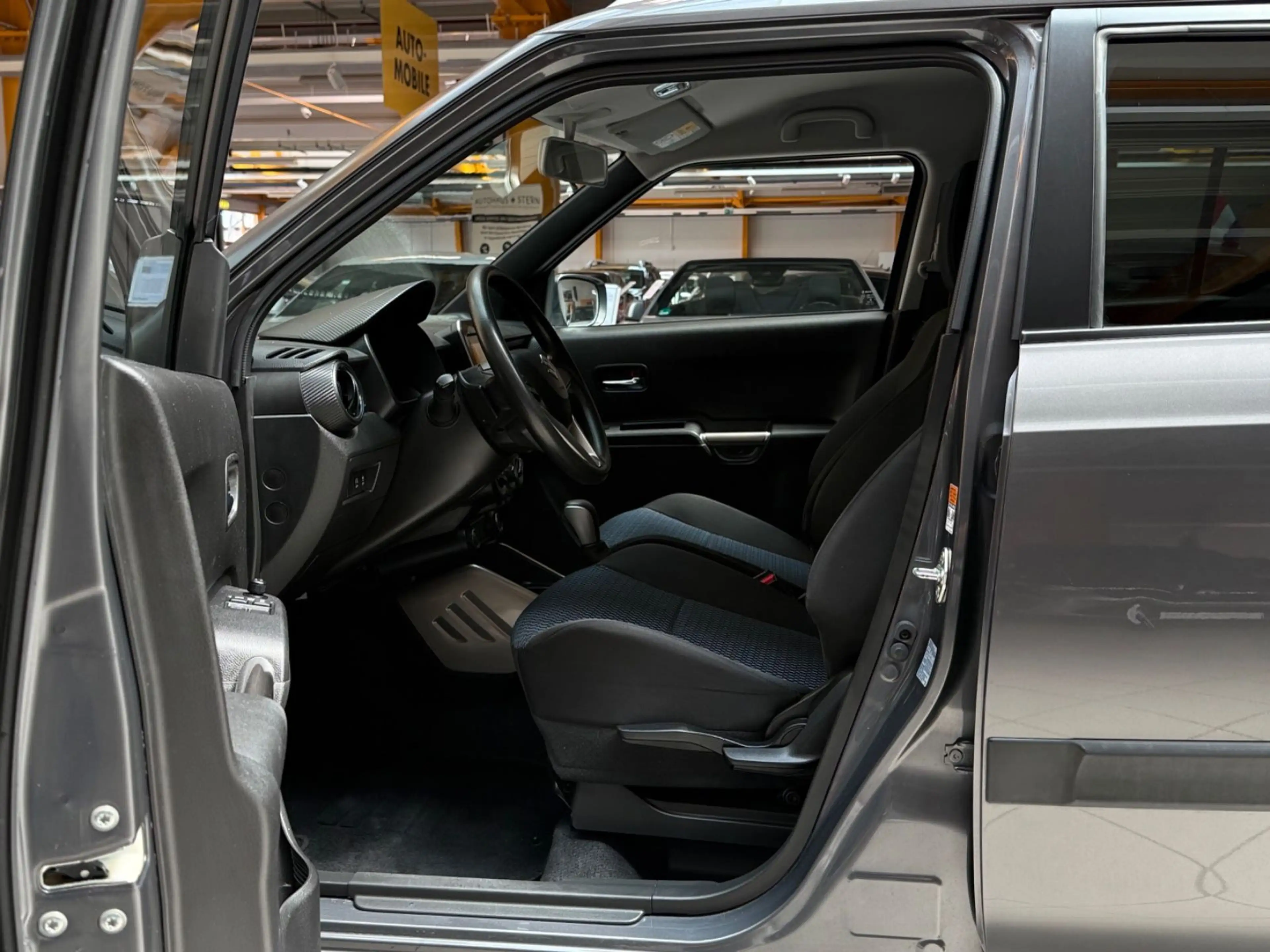 Suzuki Ignis Hybrid Comfort|15TKM|SHZ|LED|Kamera|Klima — photo 10