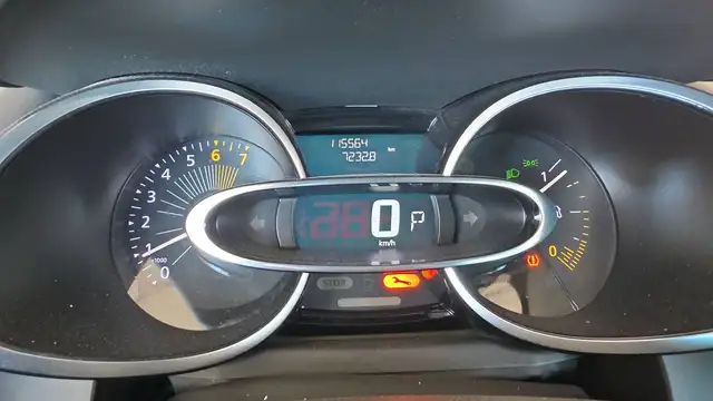 Renault Clio view 12