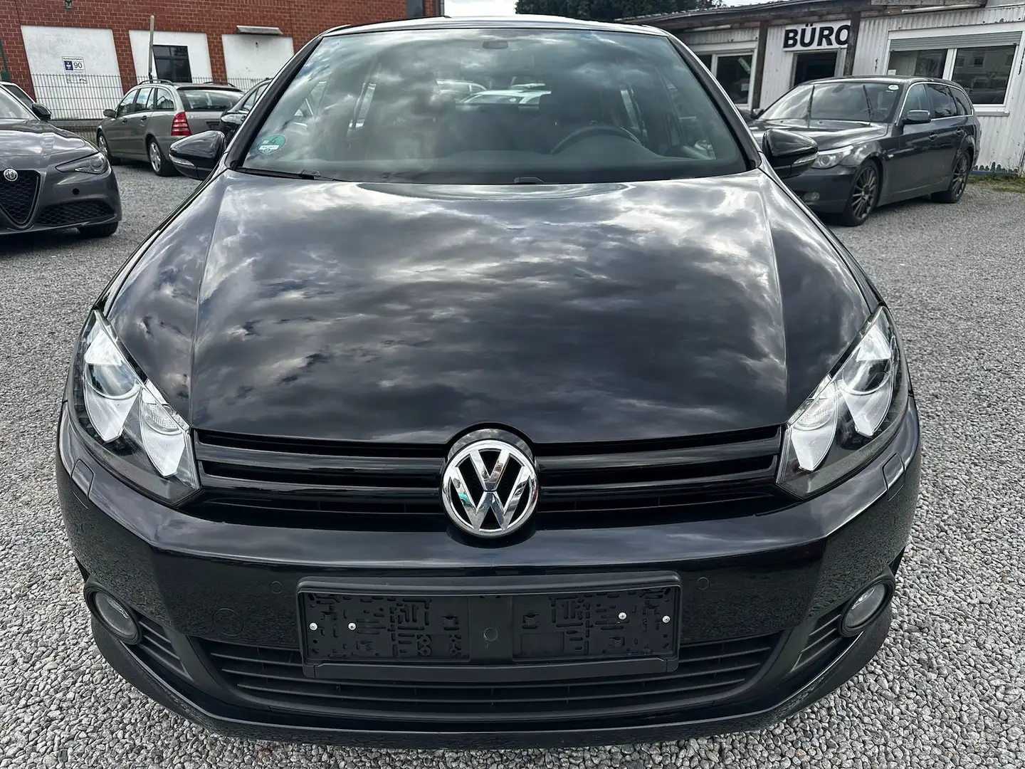 Volkswagen Golf 1,4 TSI R-Line Highline Sport*Szh*Pdc*Xenon Noir - 2