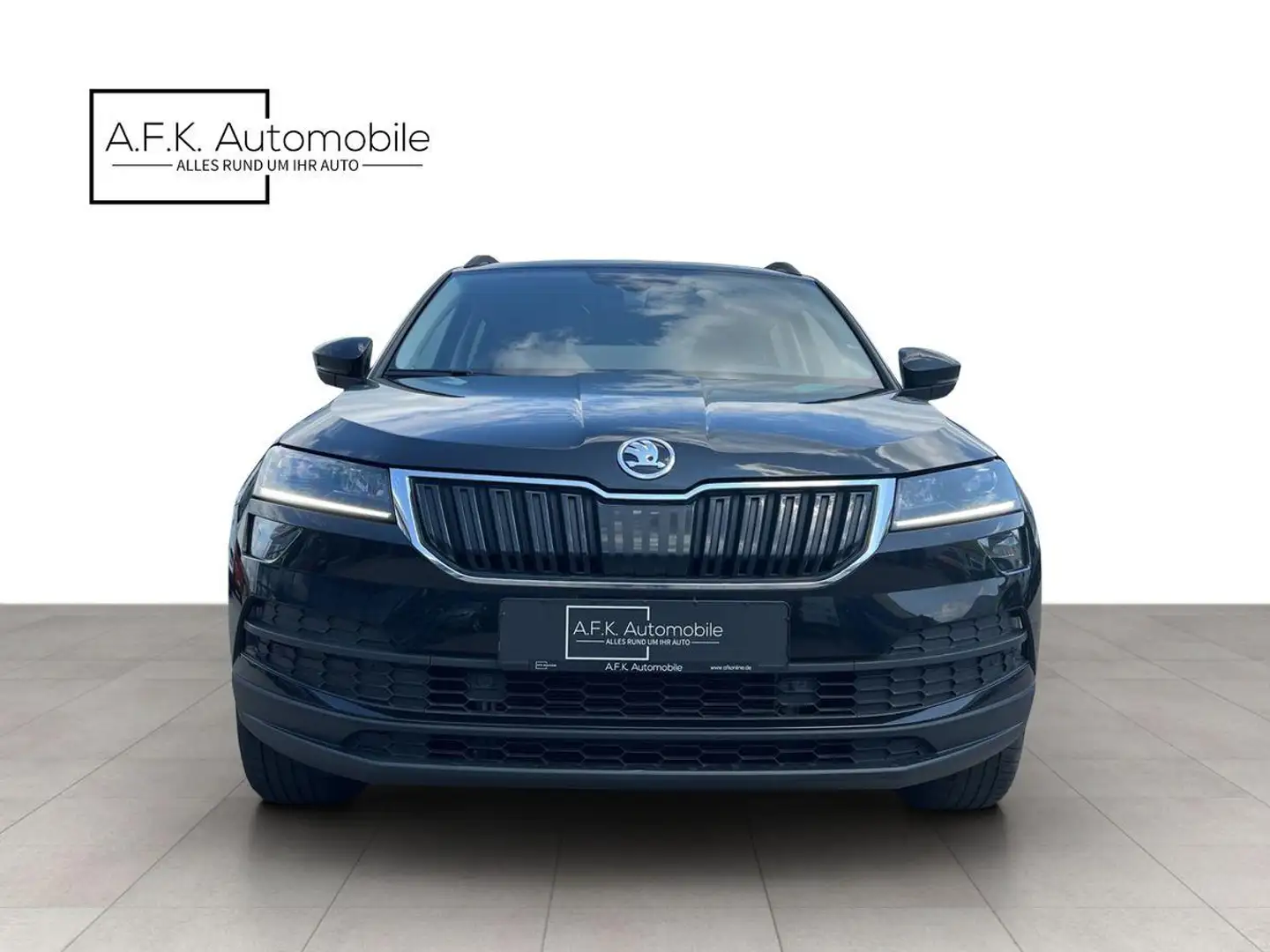 Skoda Karoq 2.0 TDI DSG 4x4 | TRAVELLER PLUS | DCC | Schwarz - 2