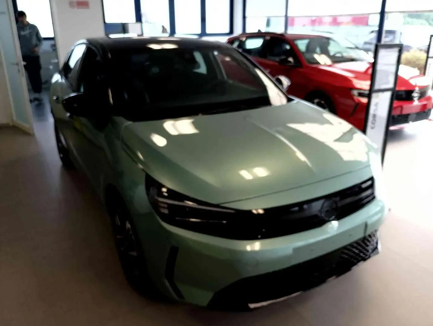 Opel Corsa 1.2 100 CV YES Verde - 1