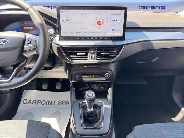 Ford Focus view 11