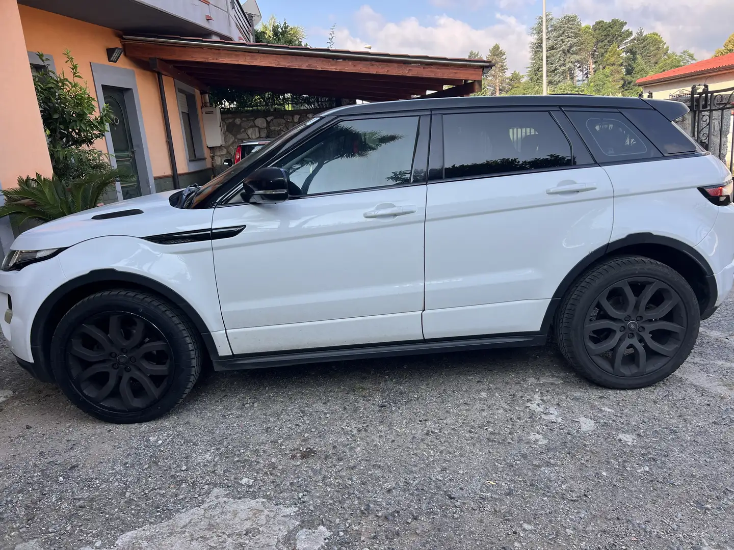 Land Rover Range Rover Evoque 5p 2.2 td4 Dynamic 150cv - 1