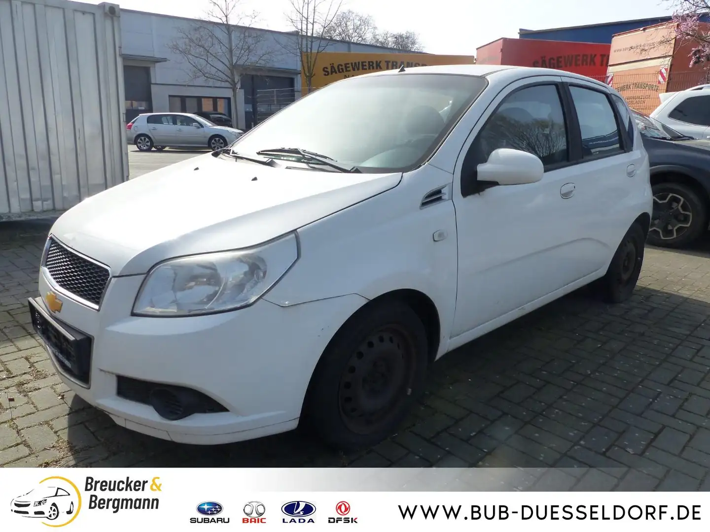 Chevrolet Aveo 1,2 LS Klima 5- Türig Kupplungschaden Biały - 2