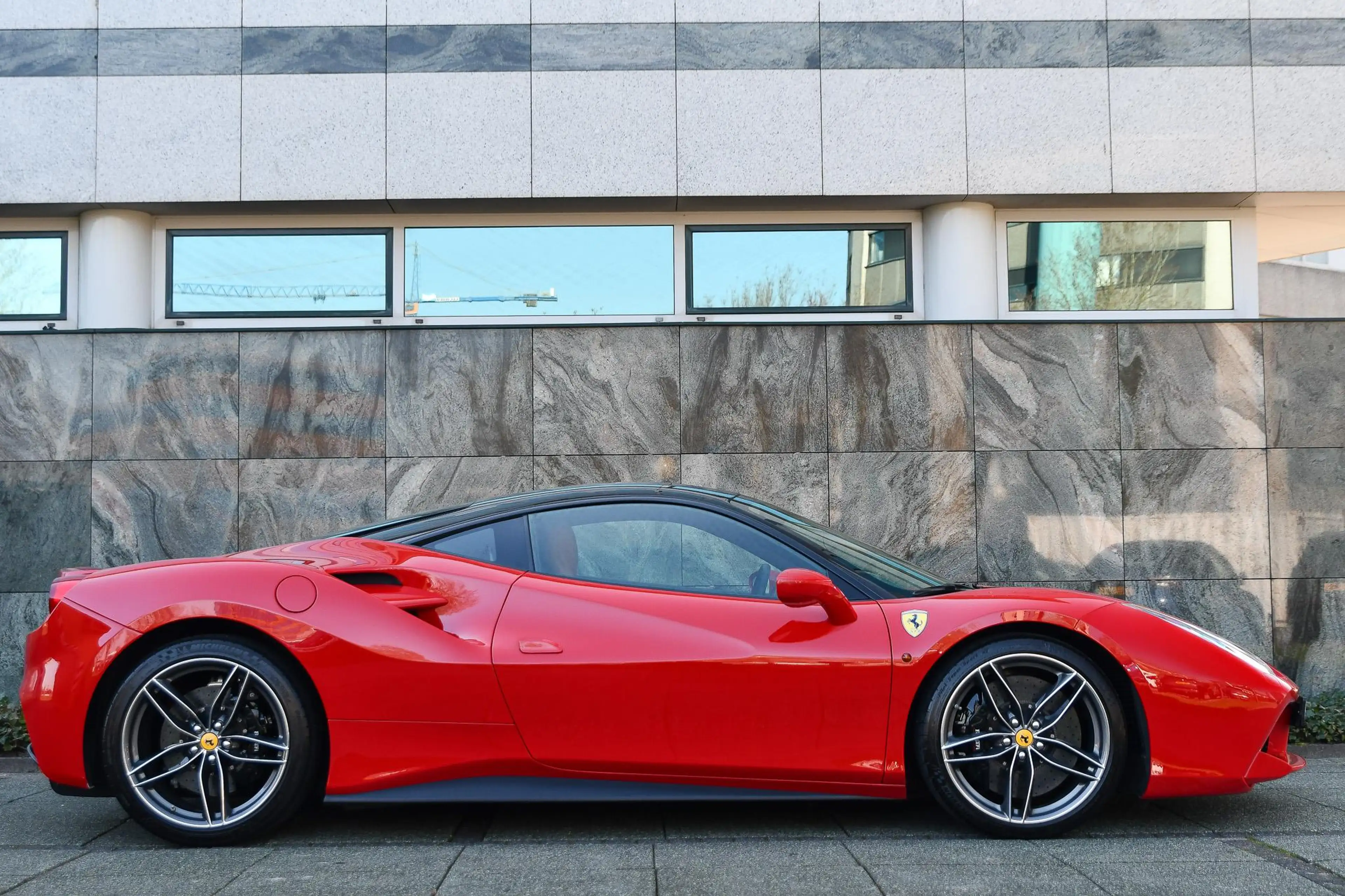 Ferrari 488 3.9 GTB HELE Rosso Corsa |OrigineelNL|DealerOH| — photo 4