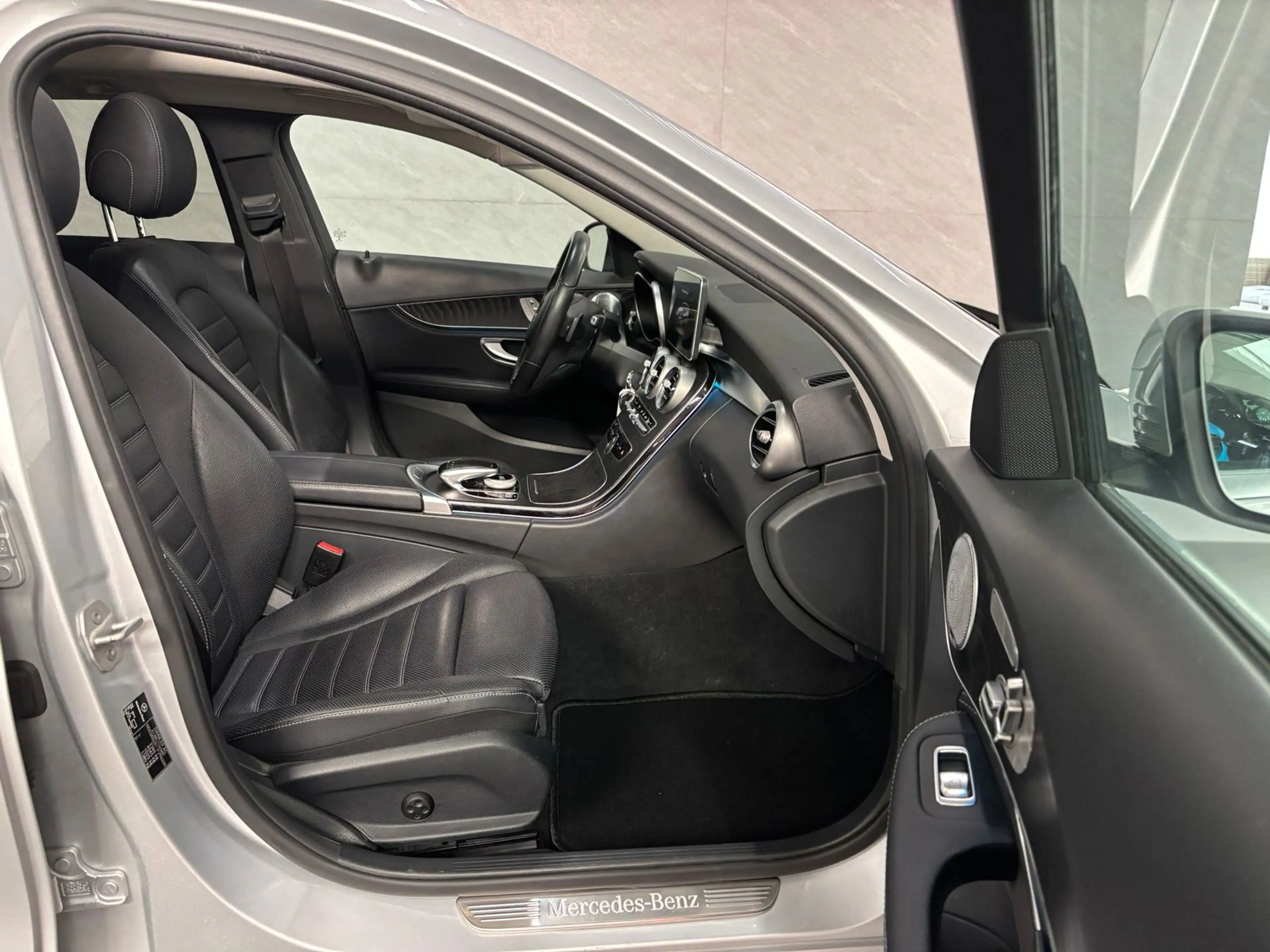 Mercedes-Benz C 350 Estate e Burmester EXPORT HANDEL — photo 10