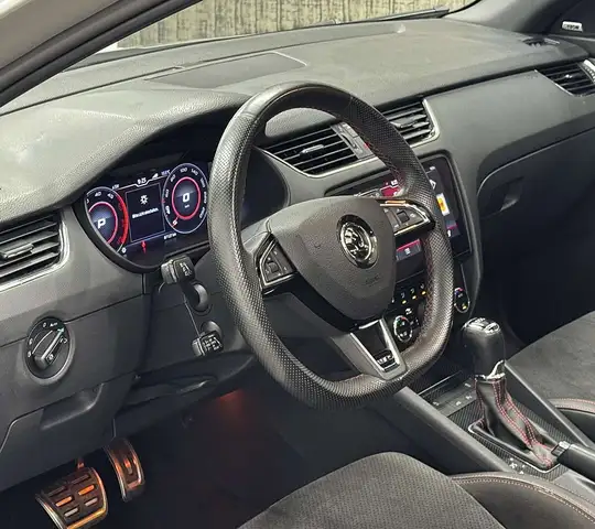 Skoda Octavia view 12