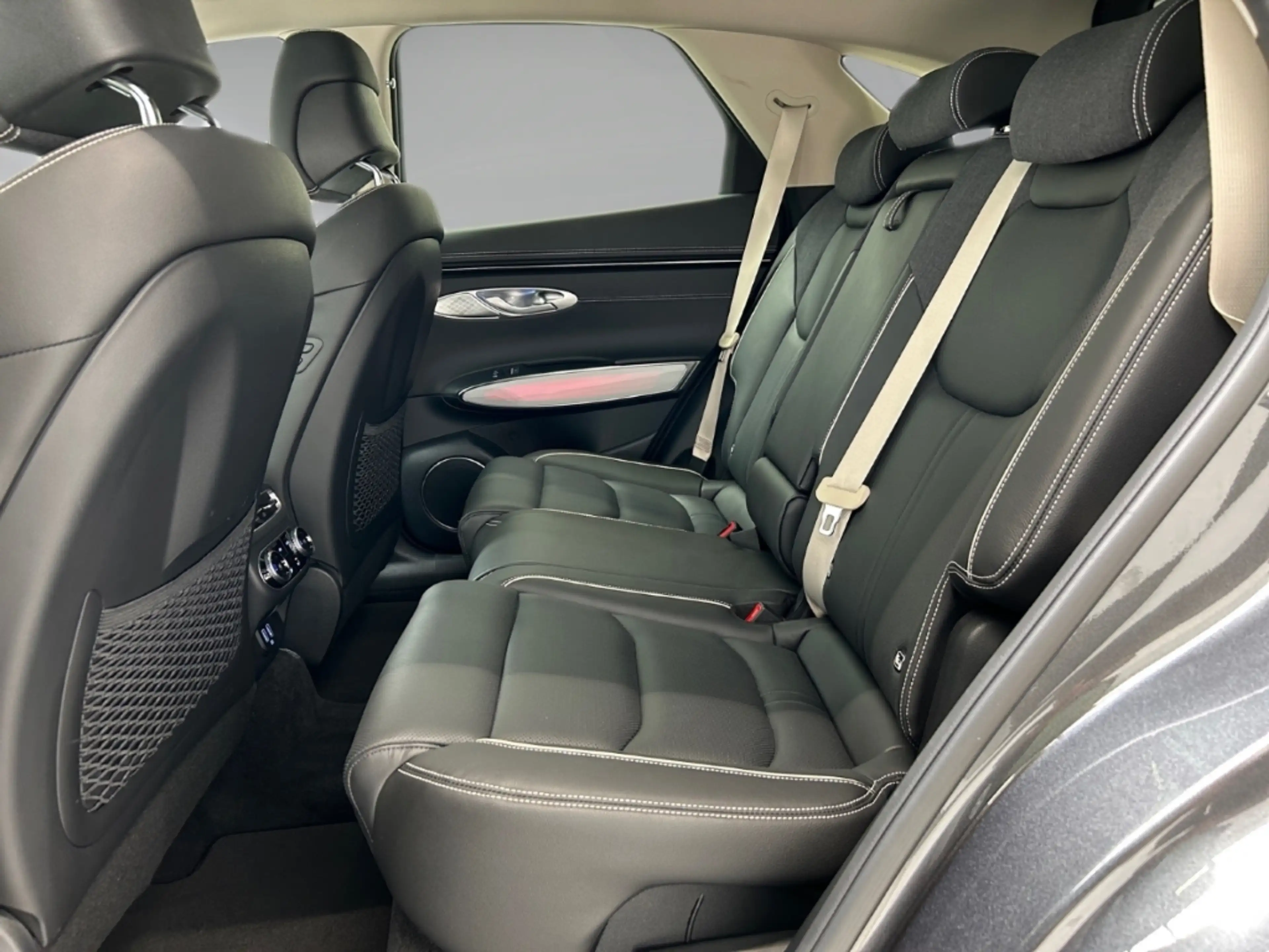 Genesis GV70 Sport Electrified 4WD AD El. Panodach Leder Memory — photo 14