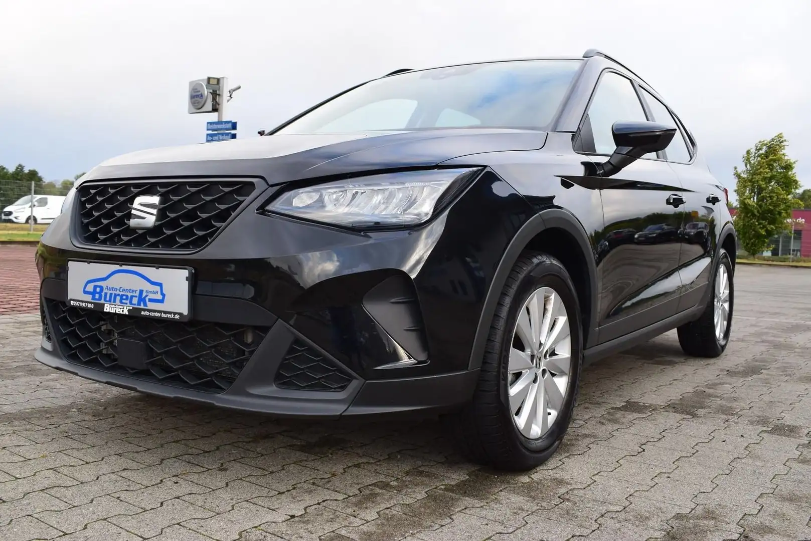 SEAT Arona 1,0 TSI "Style" Navi/LED/SHZ/PDC/APP Schwarz - 2
