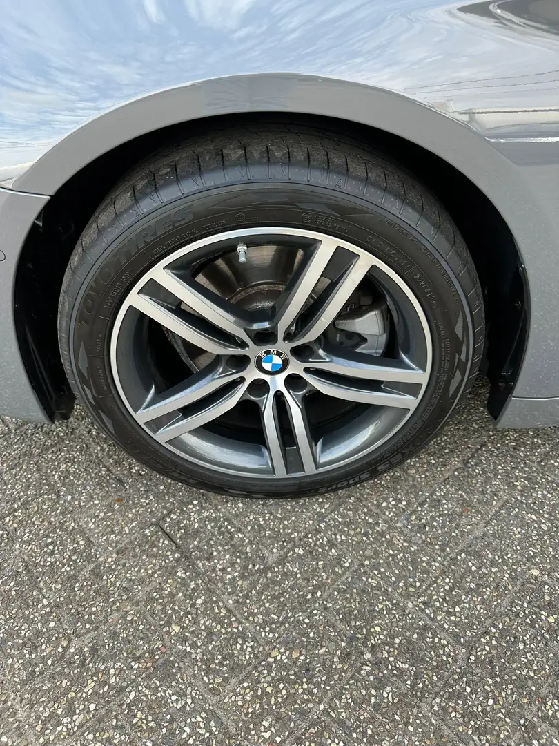 BMW 518 518d Touring Aut, Nardo, Leder, Camera, Carplay Szürke - 2