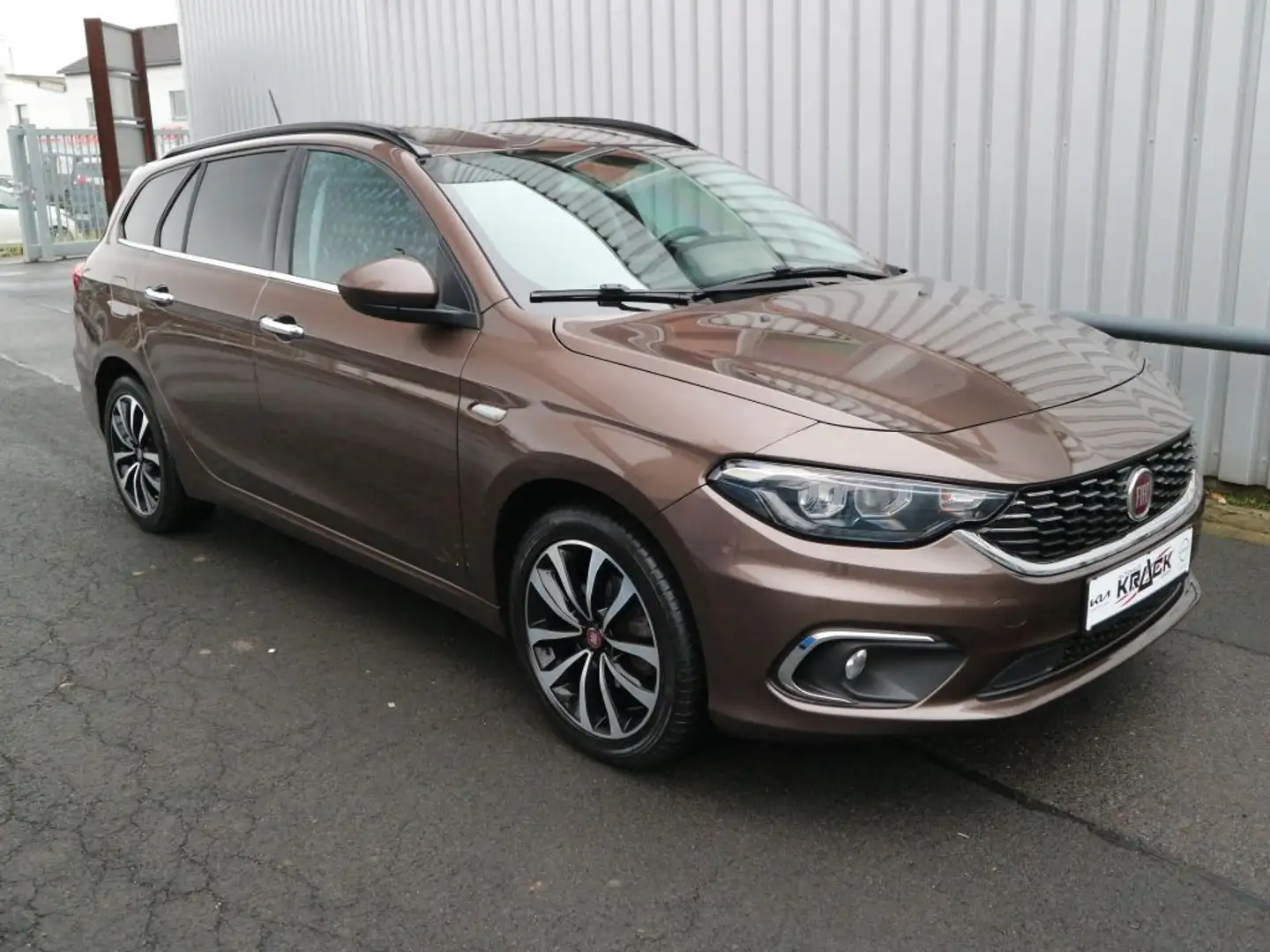 Fiat Tipo Kombi 1.4 T-Jet Lounge Brun - 2