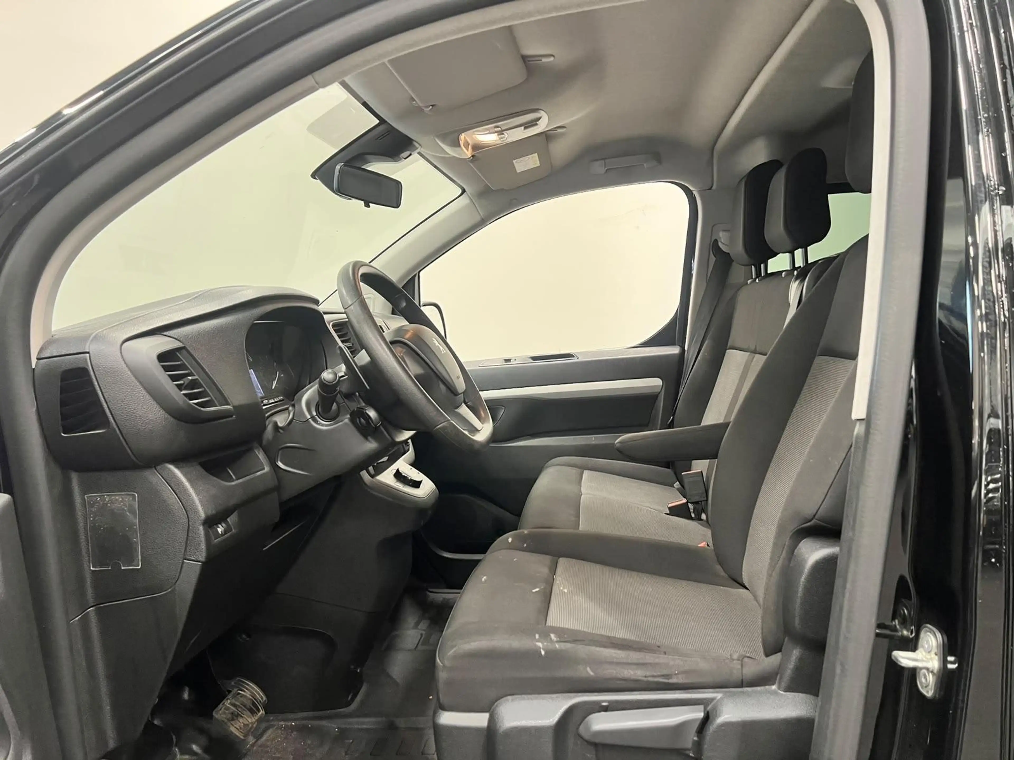 Peugeot Expert 2.0 180PK L3 Premium Dubbele Cabine Automaat Airco — photo 3