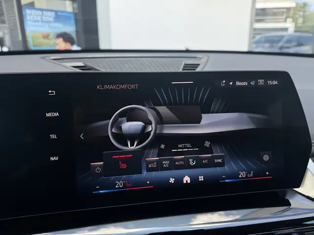 BMW Ix1 view 10