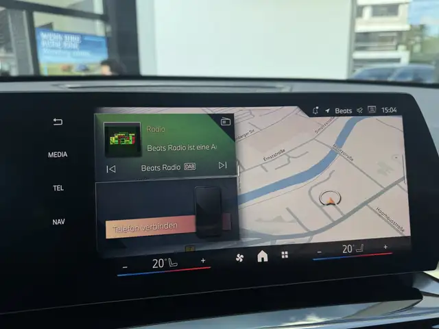 BMW Ix1 view 8