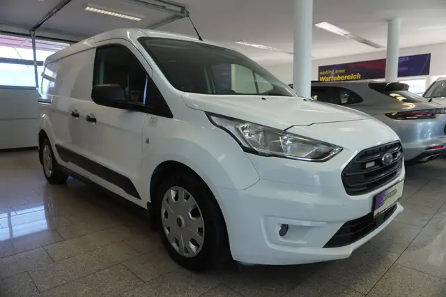 Ford Transit Connect view 3