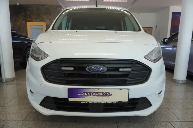 Ford Transit Connect view 2