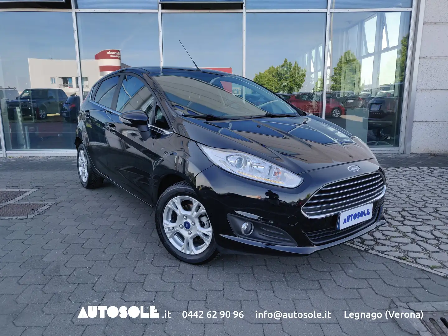 Ford Fiesta 5p 1.4 Titanium GPL Negro - 1