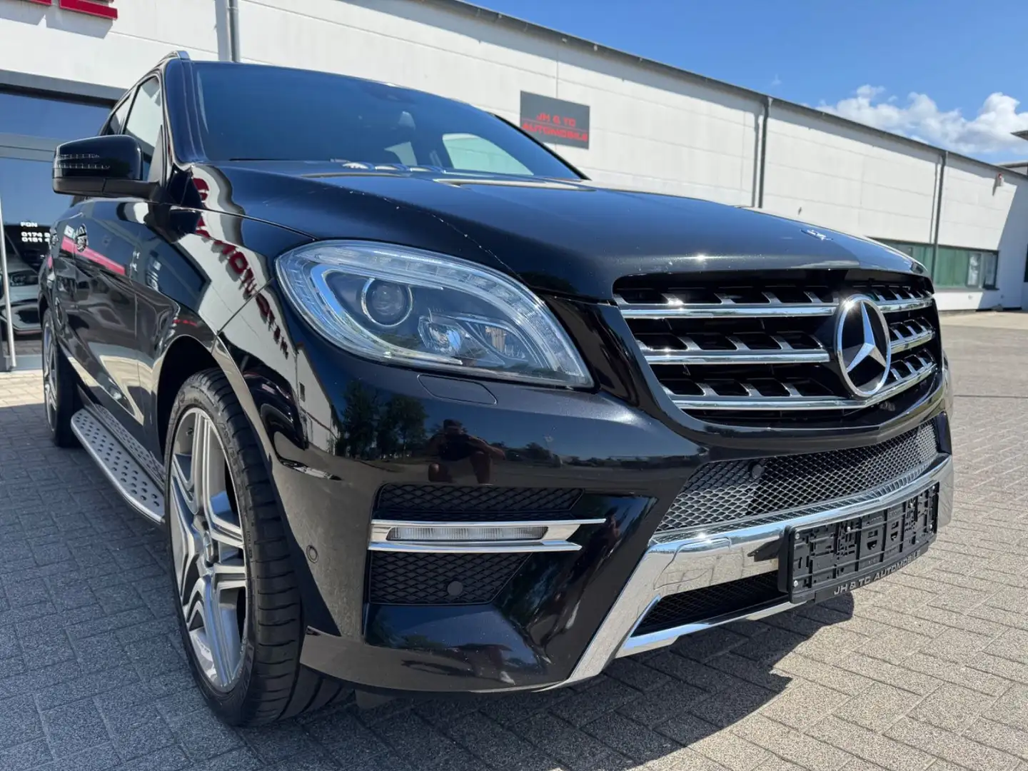Mercedes-Benz ML 350 CDI BlueTec Edition 1/Designo/AMG/21Zoll Noir - 2