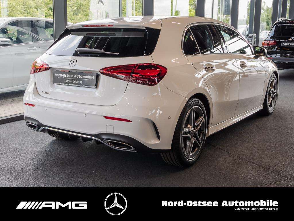 Mercedes-Benz A 200