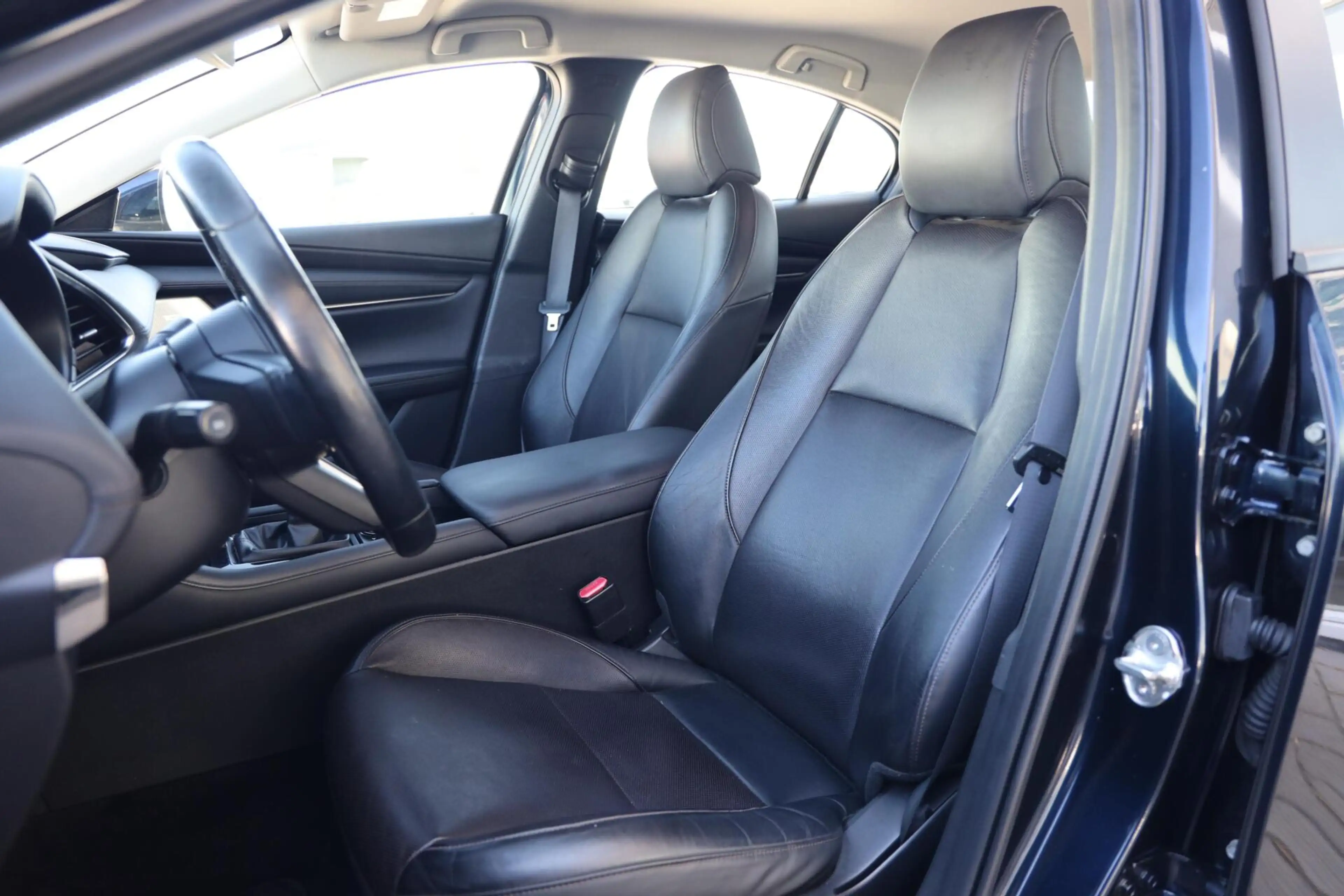 Mazda 3 2.0 e-SkyActiv-X M Hybrid 186 Comfort||Leder|Bose| — photo 6