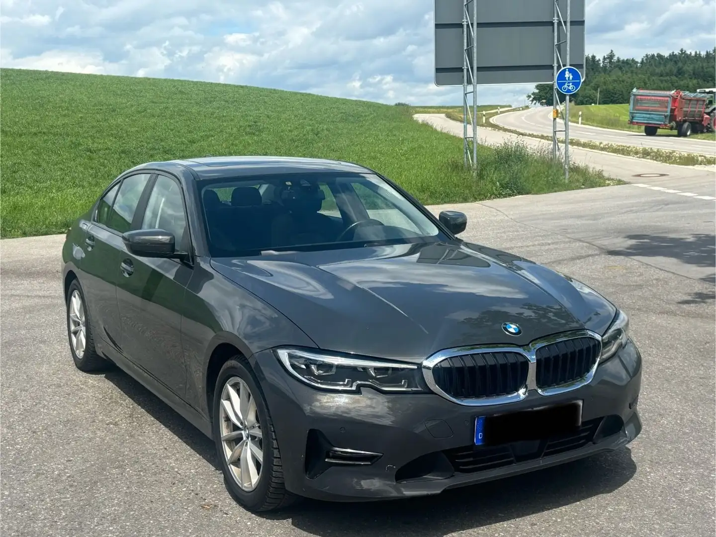 BMW 320 d xDrive Advantage Gris - 1