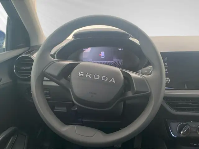 Skoda Fabia view 10