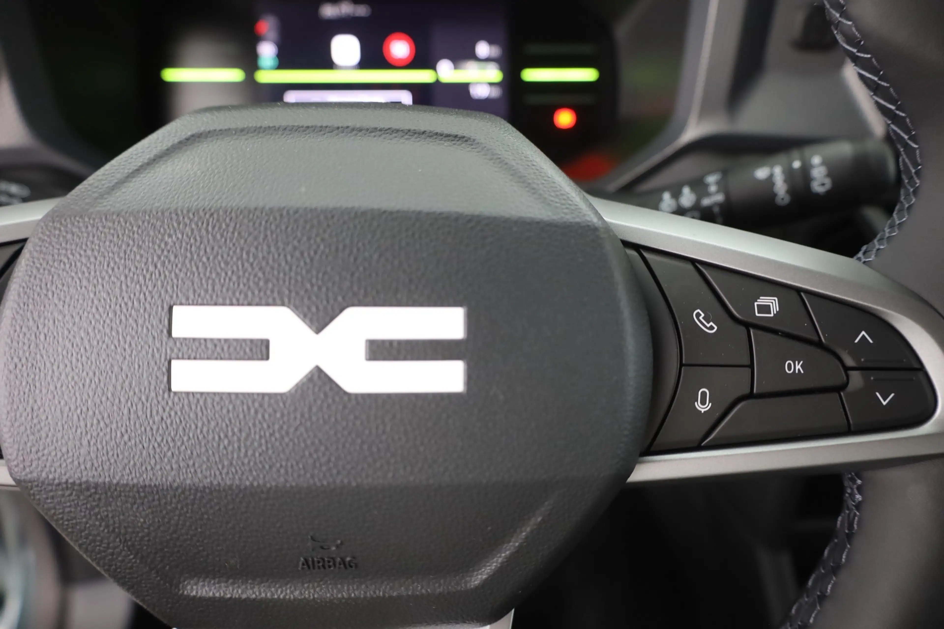 Dacia Duster Journey mHev 140 LED Navi Kamera — photo 17