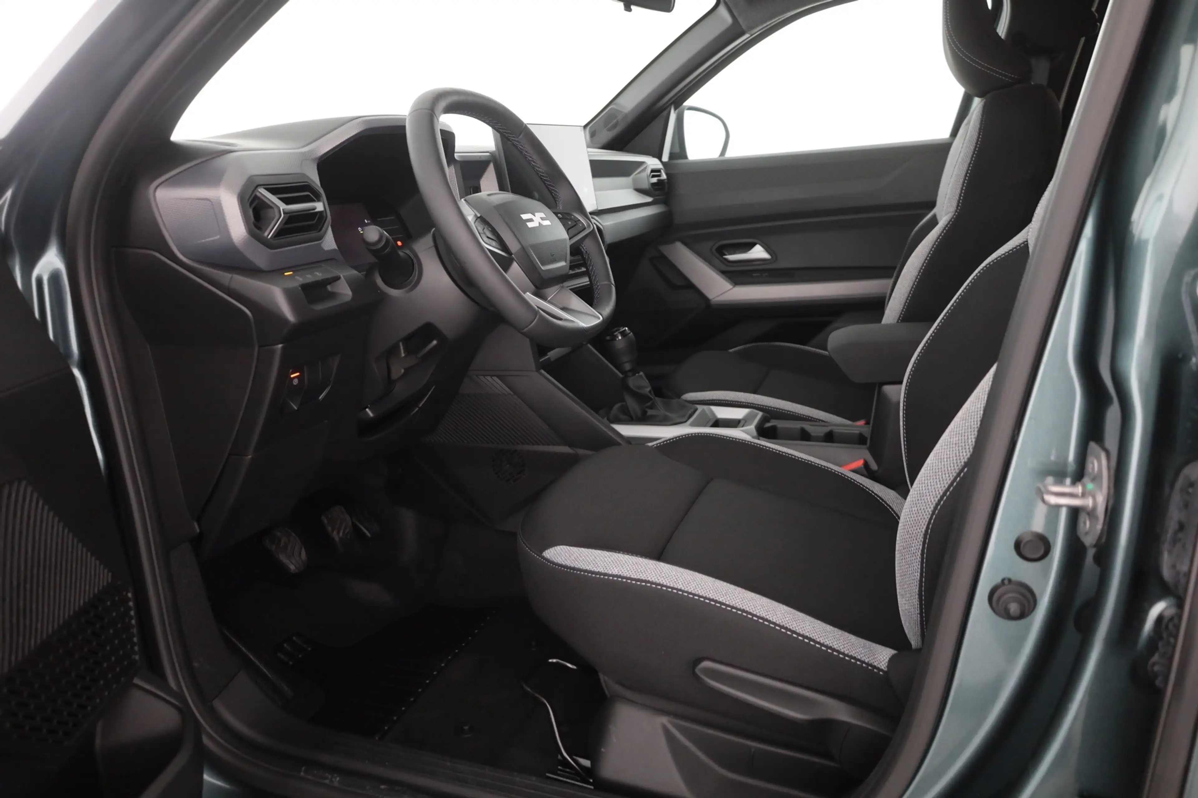 Dacia Duster Journey mHev 140 LED Navi Kamera — photo 24