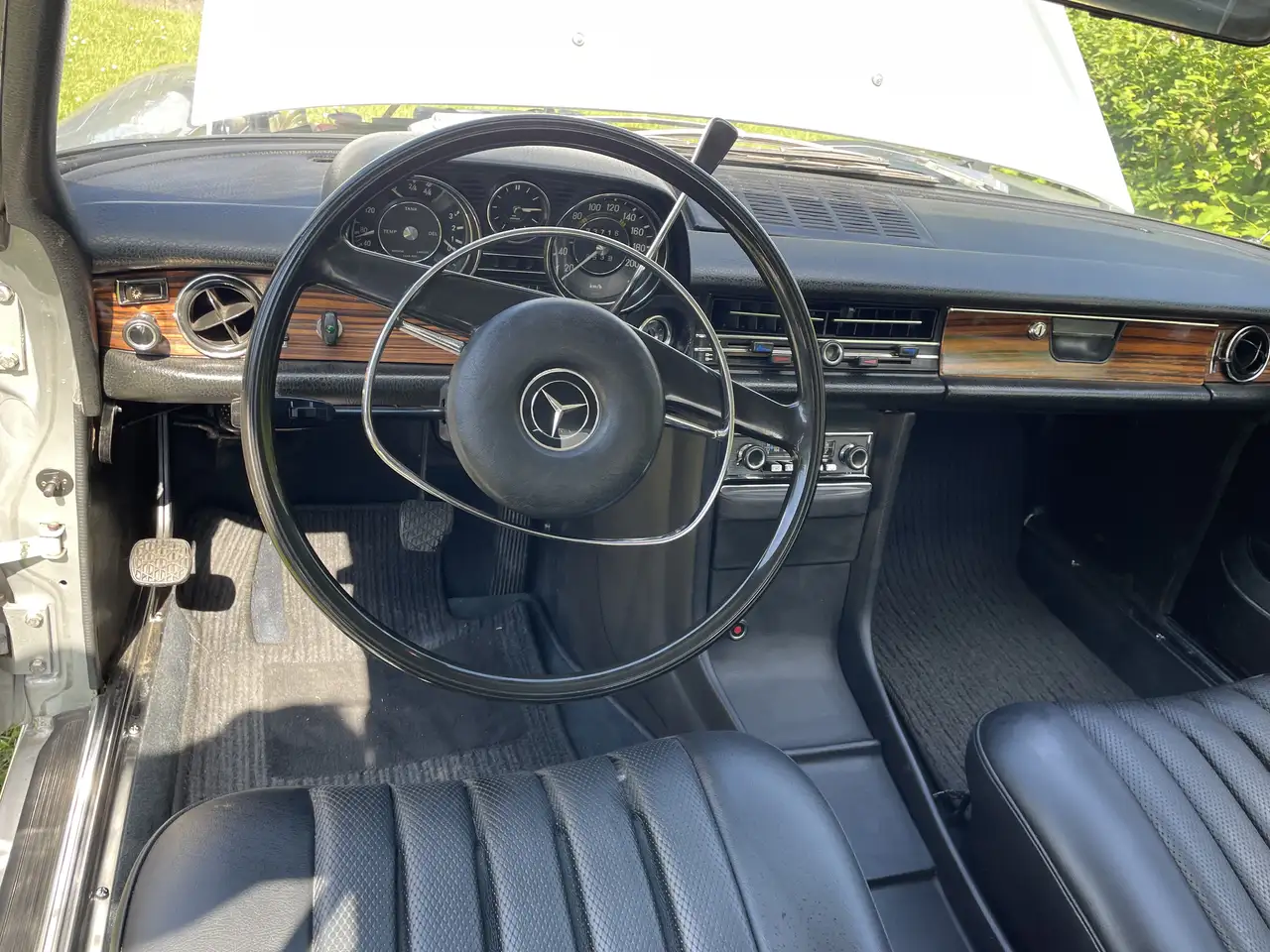 Mercedes-Benz 250 CE, foto 6
