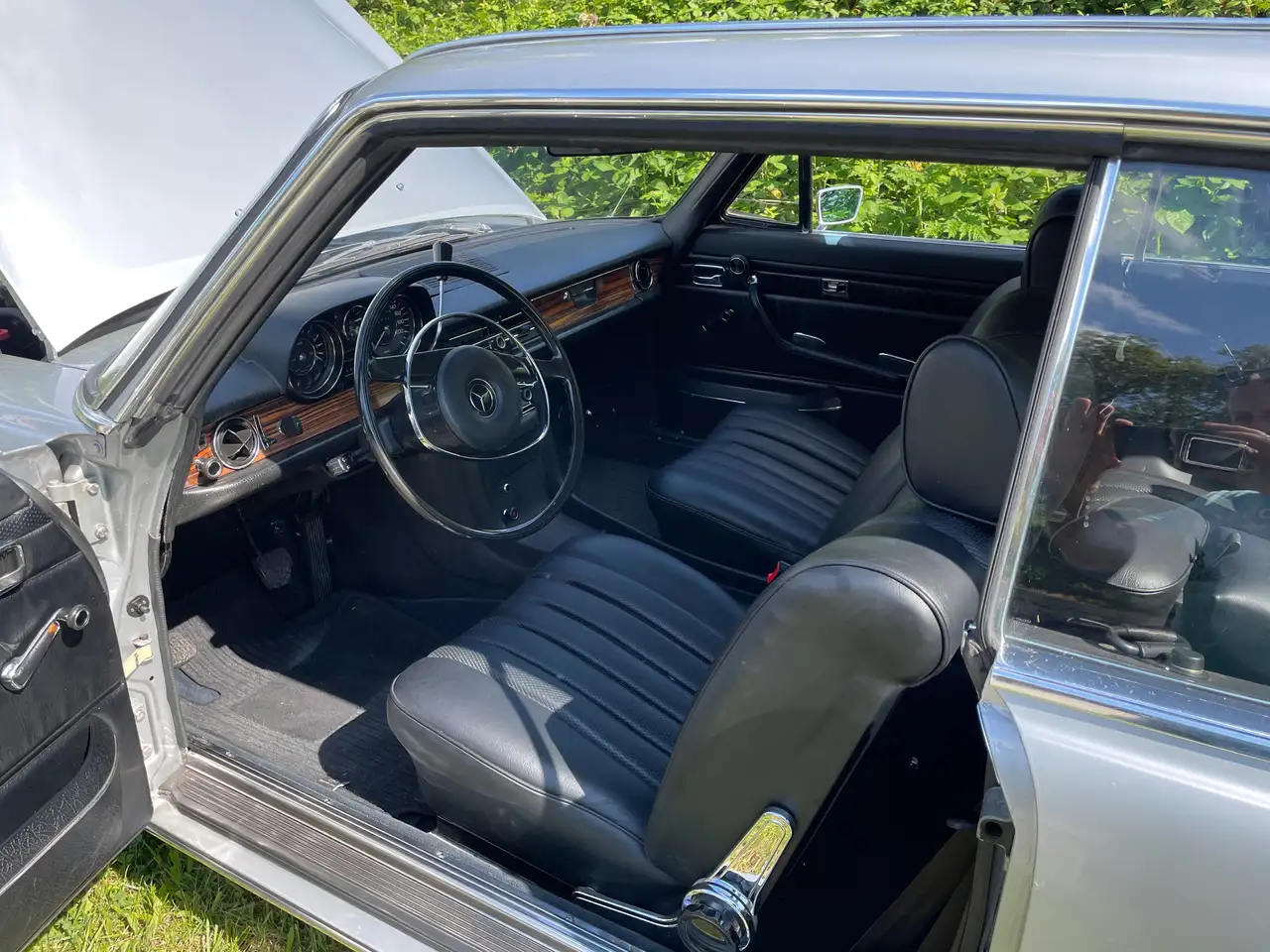 Mercedes-Benz 250 CE, foto 8