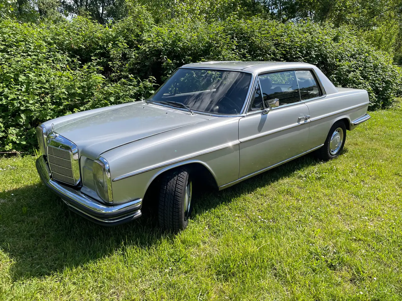 Mercedes-Benz 250 CE, foto 1