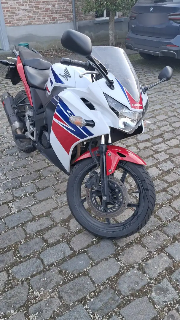 Honda CBR 125 Wit - 2