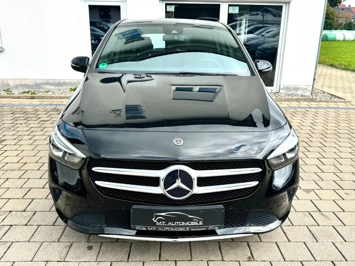 Mercedes-Benz B 180 *PROGRESSIVE*AHK*KAMERA*PDC*TEMP*KLIMA*LED Noir - 2