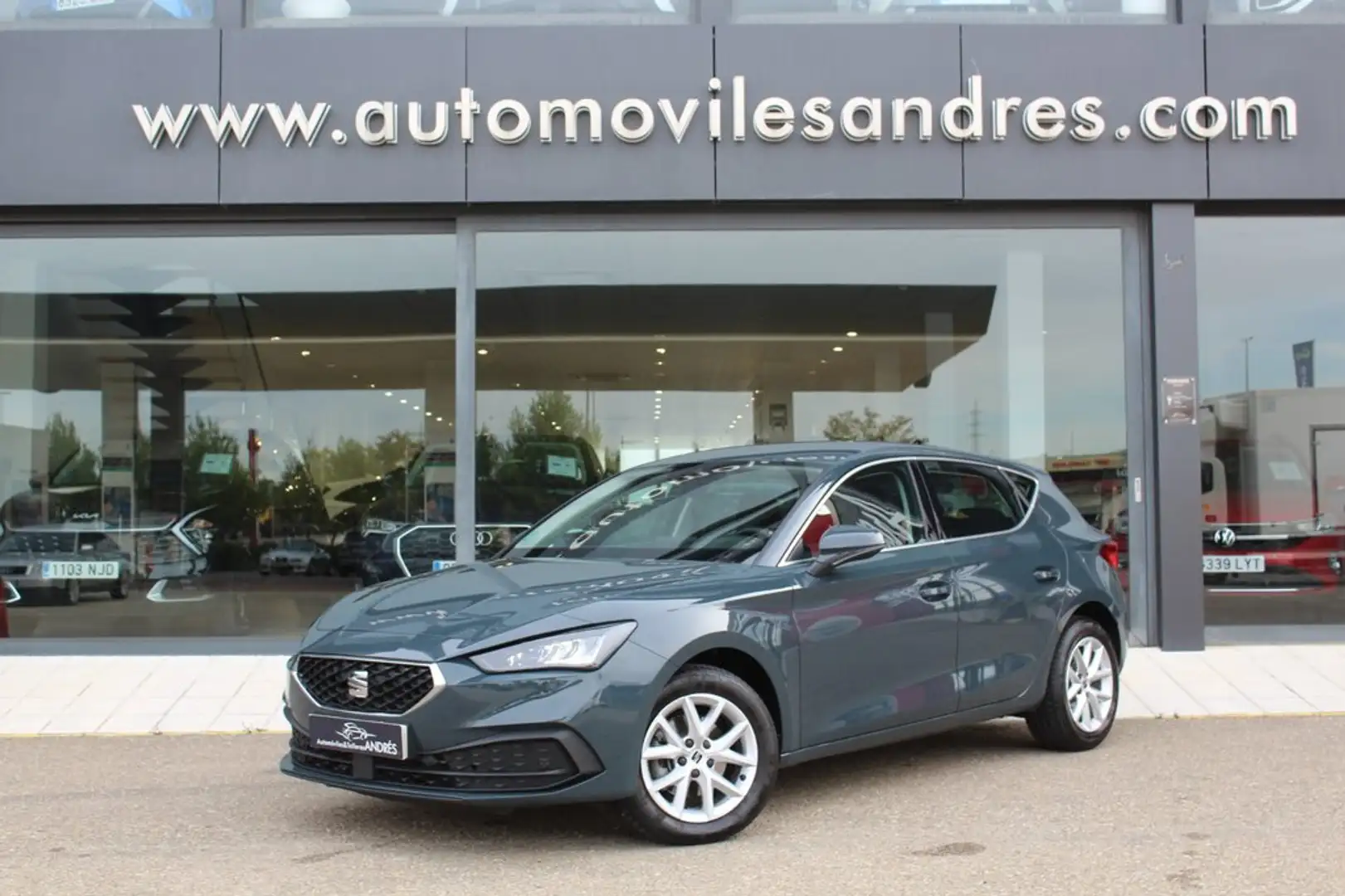 SEAT Leon 1.5 TSI 85kW Style XS Azul - 1