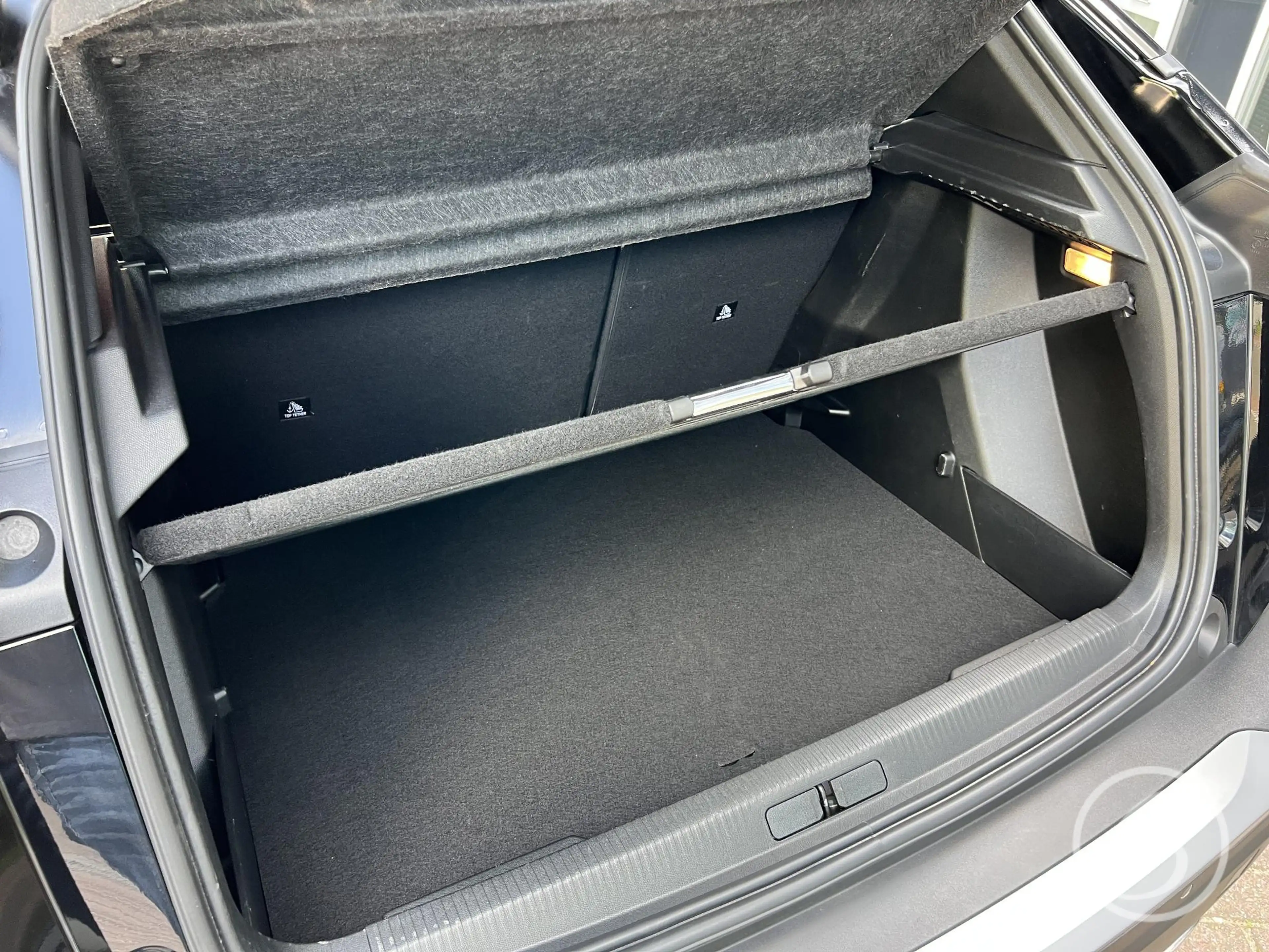 Peugeot 2008 1.2 Hybrid 136 GT Automaat | Panoramadak — photo 29