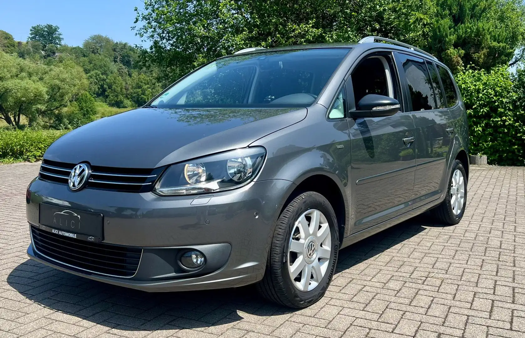 Volkswagen Touran Life BMT *Top-Zustand* 7Sitzer Standhzg. Grigio - 1