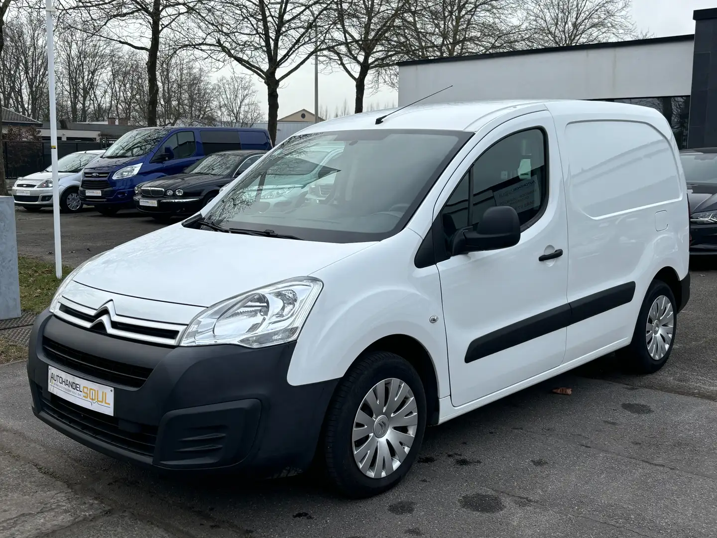 Citroen Berlingo 1.6HDi, 2015, 188.560km, Airco, Keuring Blanco - 1