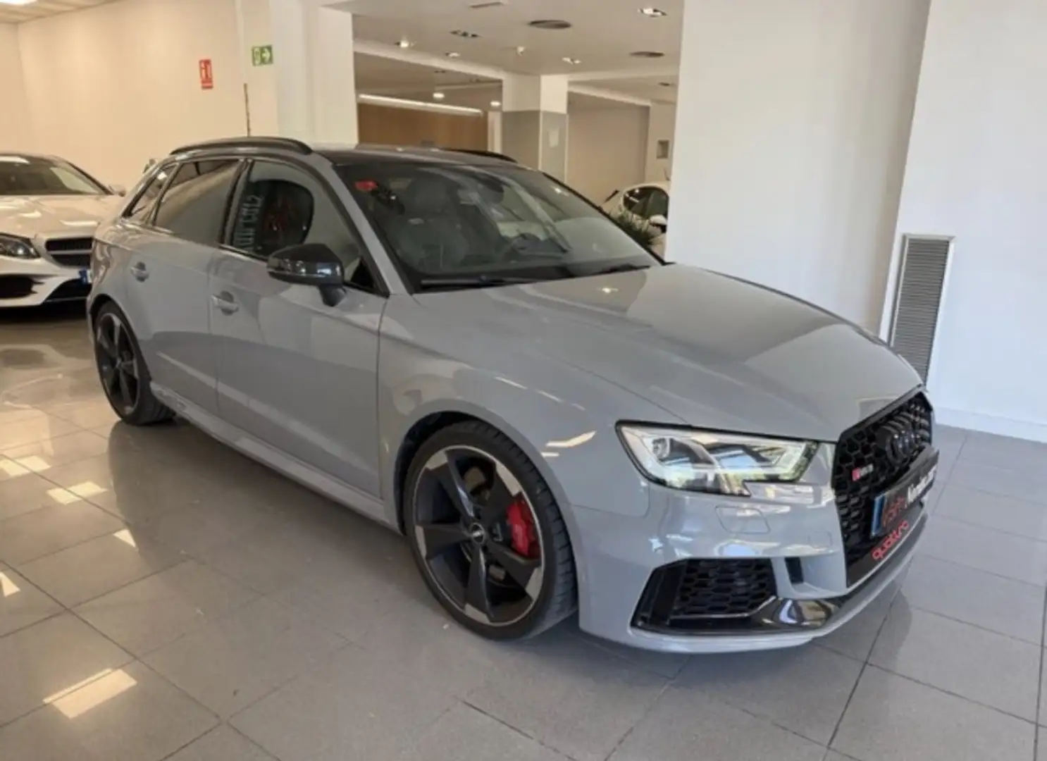 Audi RS3 Sportback 2.5 TFSI quattro S tronic 294kW Gris - 1