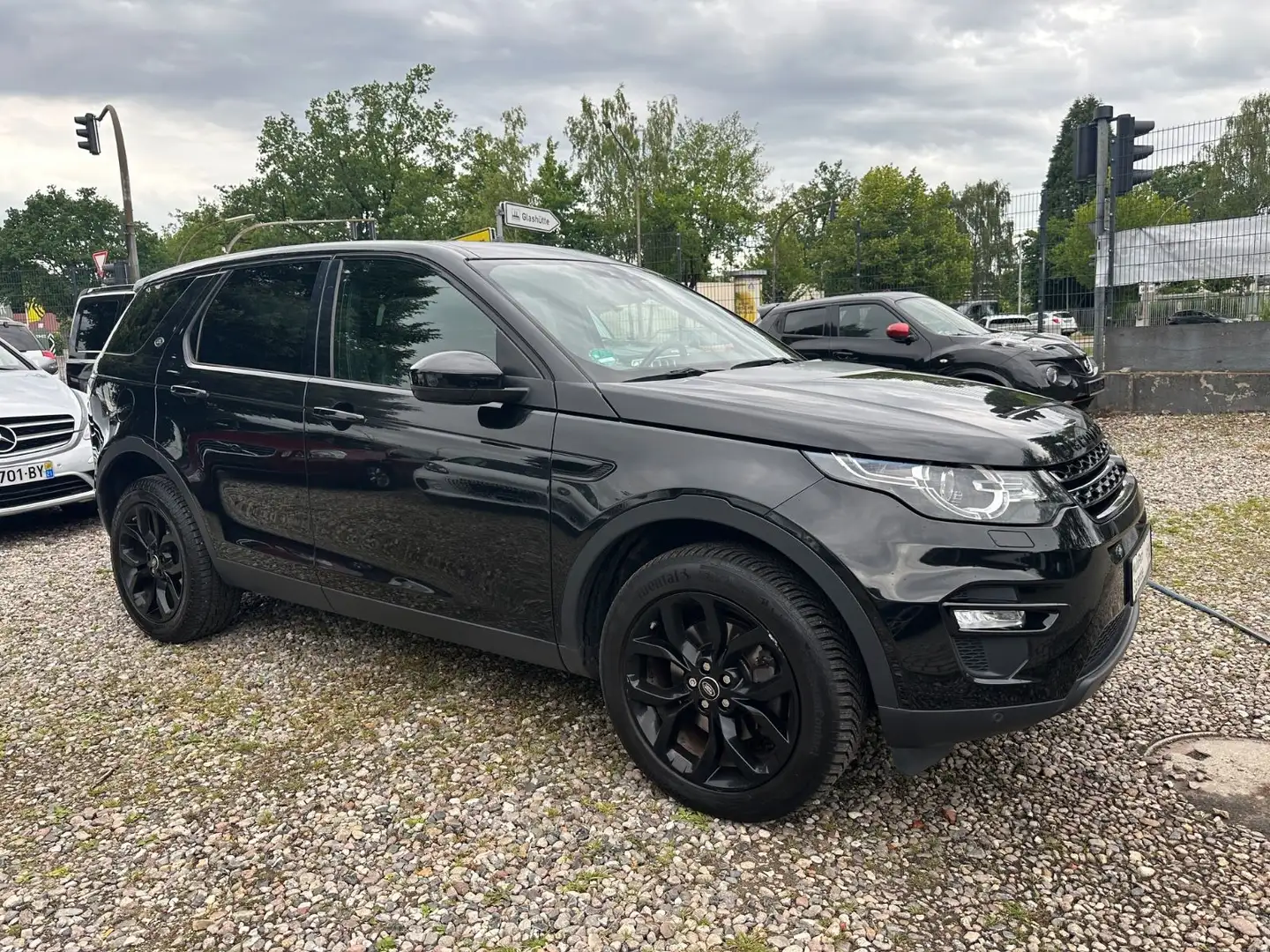 Land Rover Discovery Sport TD4 132kW Automatik 4WD HSE 1-Ha Nero - 1