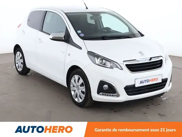 Peugeot 108 view 8