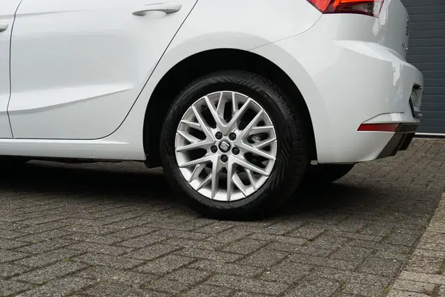 Seat Ibiza view 12