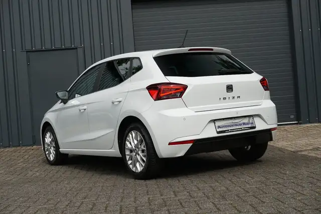 Seat Ibiza view 5