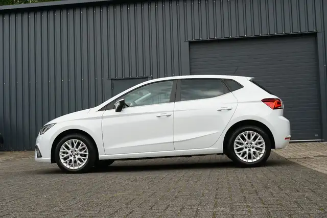 Seat Ibiza view 4