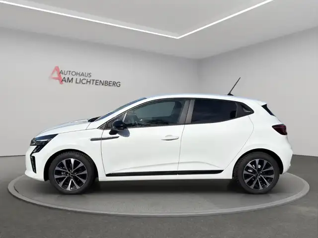 Mitsubishi Colt view 2