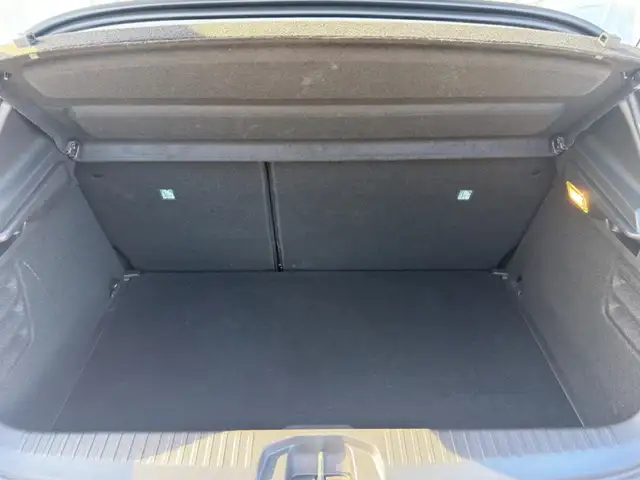 Mitsubishi Colt view 6