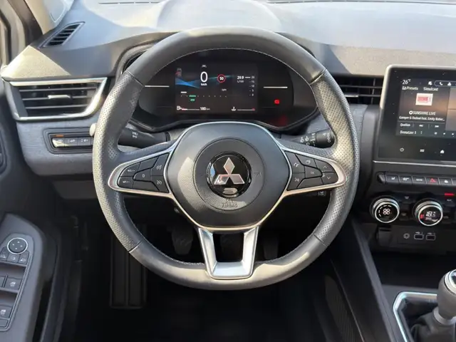 Mitsubishi Colt view 12